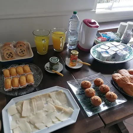 Teresa Oda ve Kahvaltı 3*